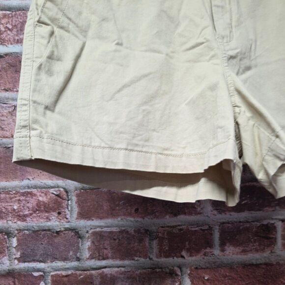 A New Day Tan High Rise Chino Shorts Size 8 Cotton Casual Everyday NEW - Picture 3 of 5